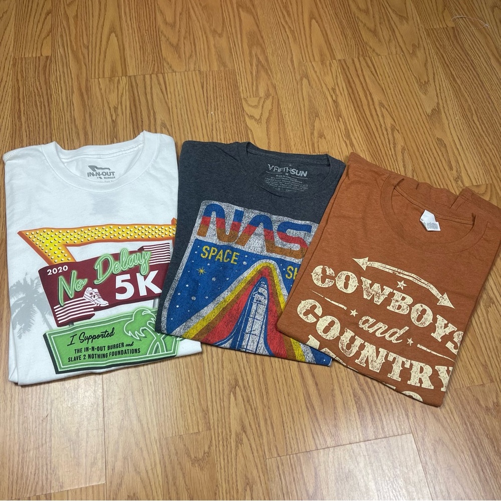 3pc Bundle Graphic T-Shirts IN-N-OUT, Cowboys and Country Music, NASA